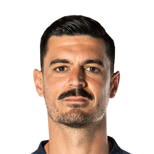 Sergio Álvarez 70 Silver CDM FC 27 card