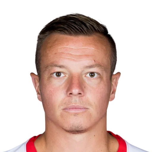 Clasie 77 Gold CDM FC 27 card
