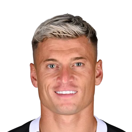 Alioski 68 Silver LB FC 27 card
