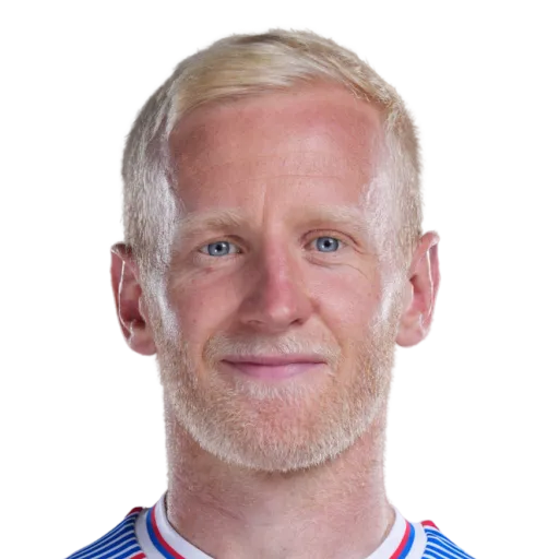 Hughes 77 Gold CDM FC 27 card