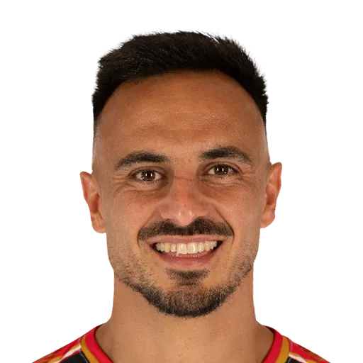Álvaro García 81 Gold LW FC 27 card