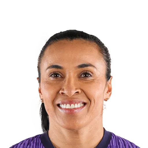 Marta 84 Gold CAM FC 27 card