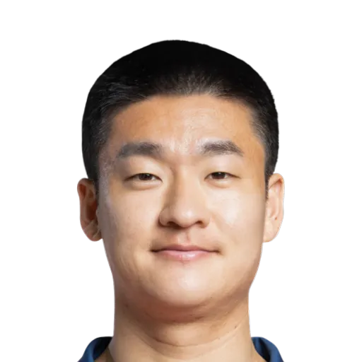 Lee Sang Heon 67 Silver ST FC 27 card